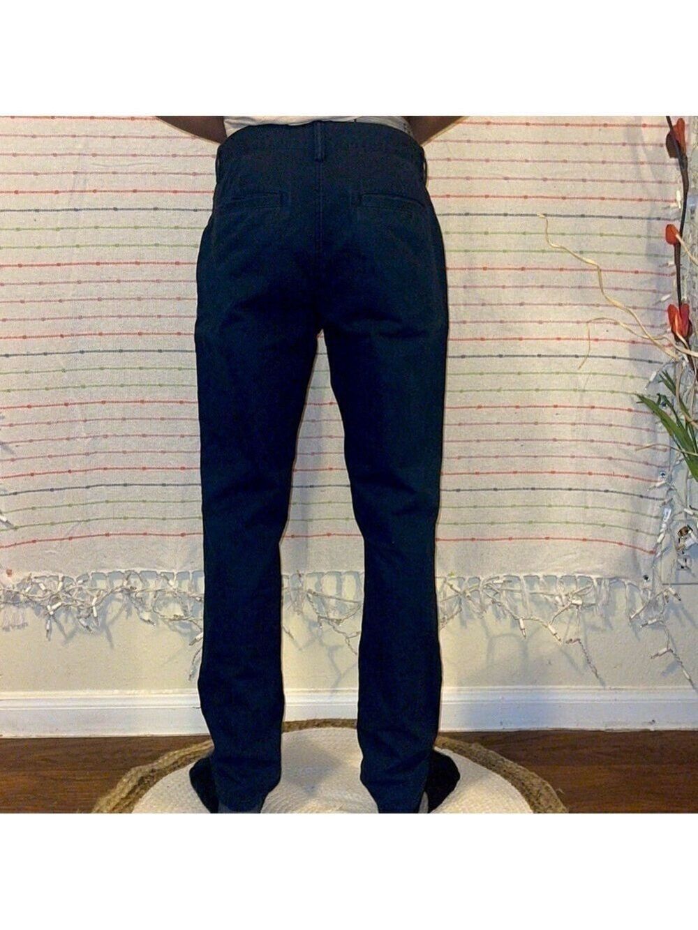 NWOT-Slim Ultimate Built-In Flex Chino Pants for Men - Picture 3 of 7